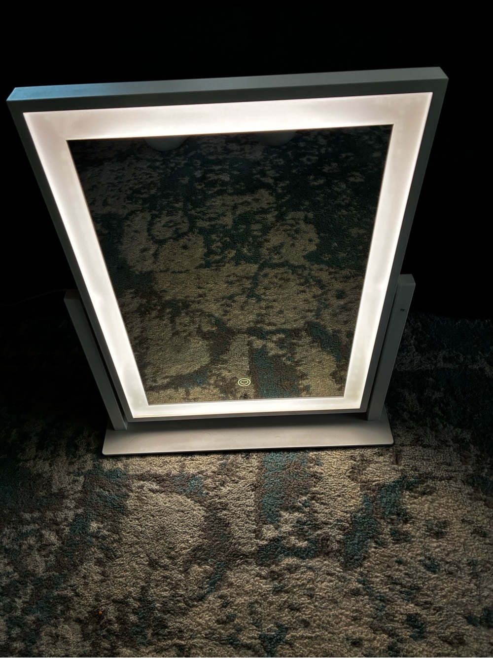 Hollywood Style Lighted Vanity Makeup Mirror - White Tabletop LED 16x12